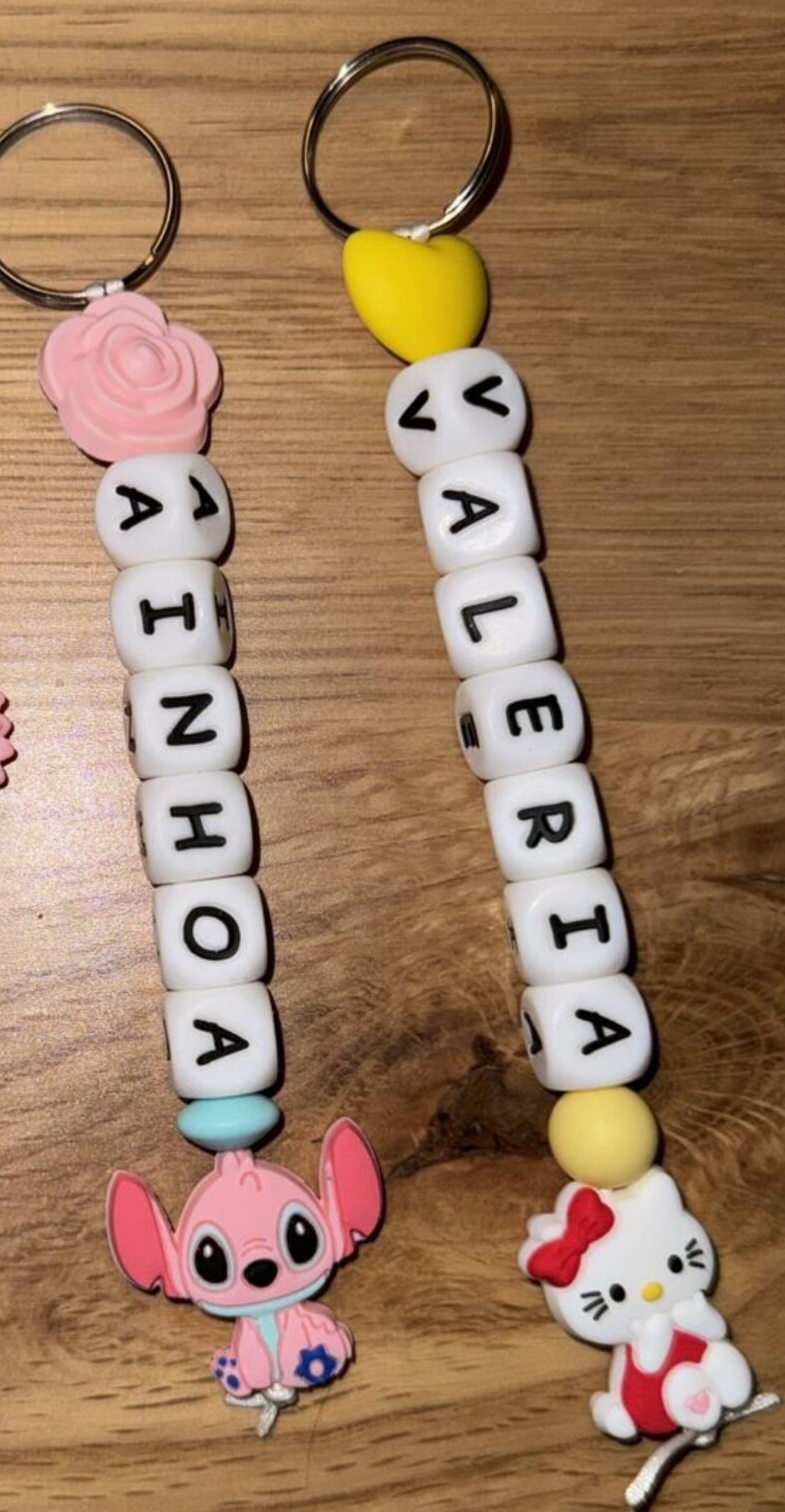Llaveros personalizados de hilo - 8